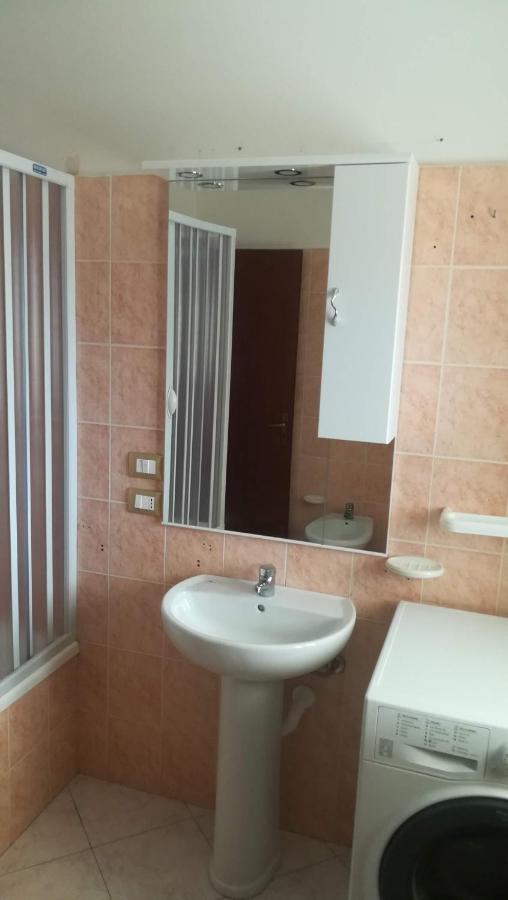 Il Laureato Apartment Reggio di Calabria Bagian luar foto
