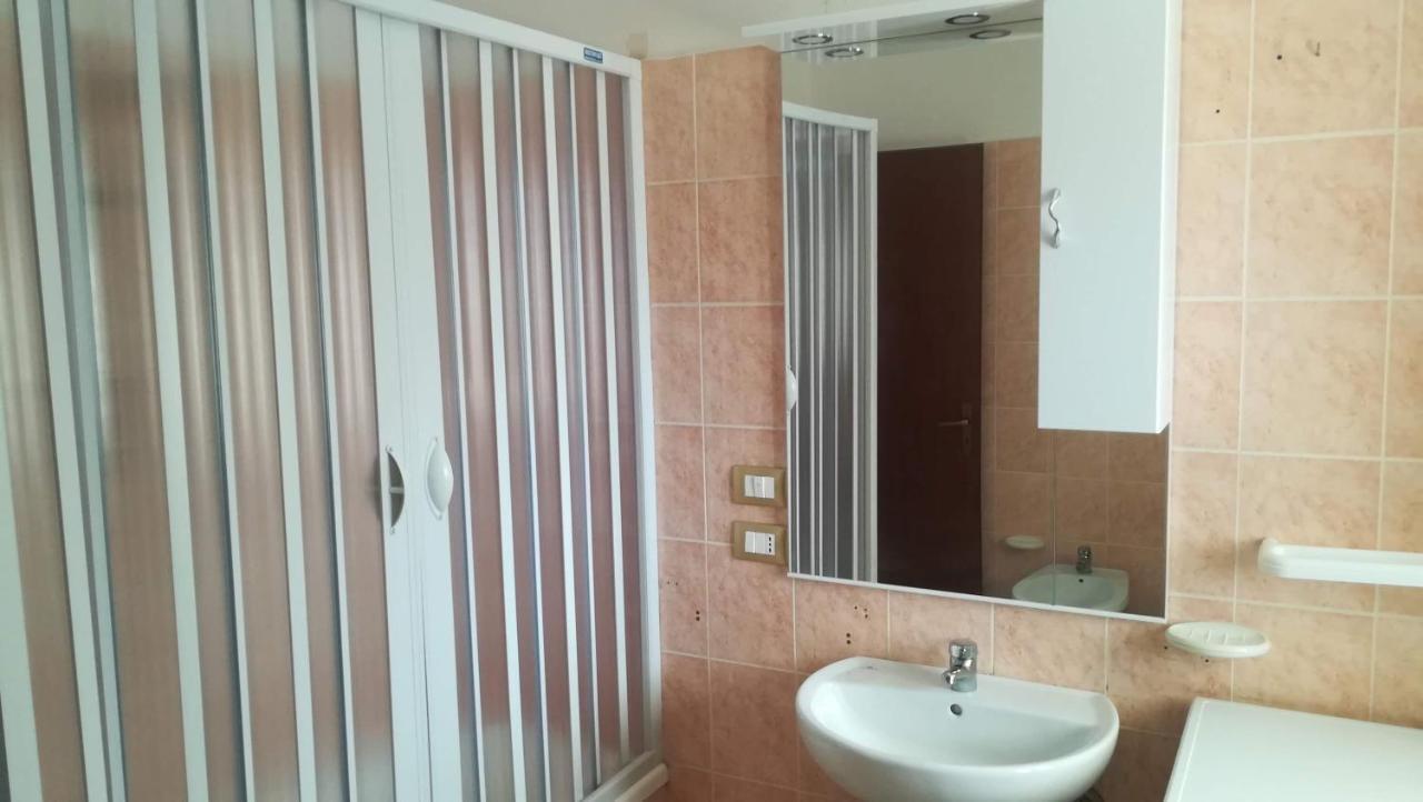 Il Laureato Apartment Reggio di Calabria Bagian luar foto