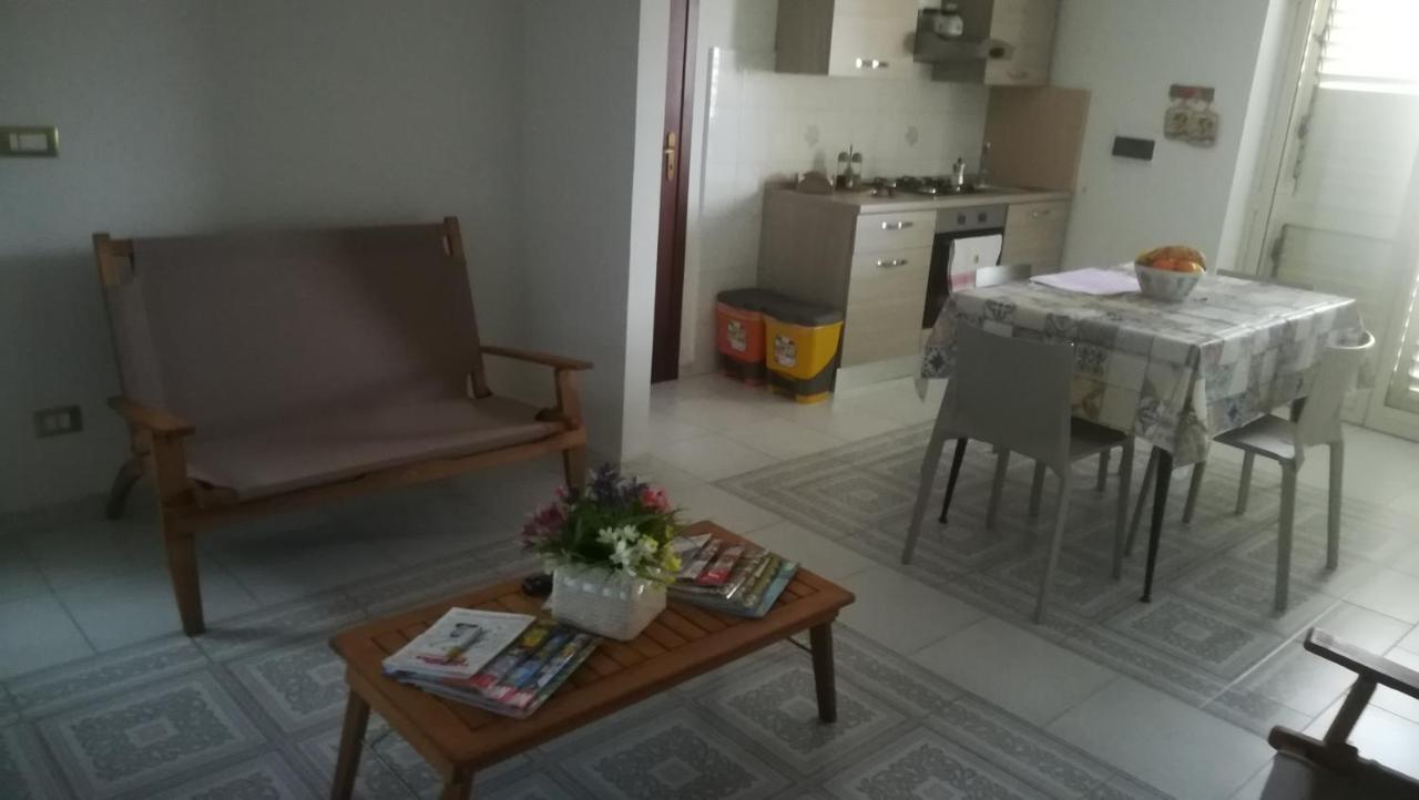 Il Laureato Apartment Reggio di Calabria Bagian luar foto
